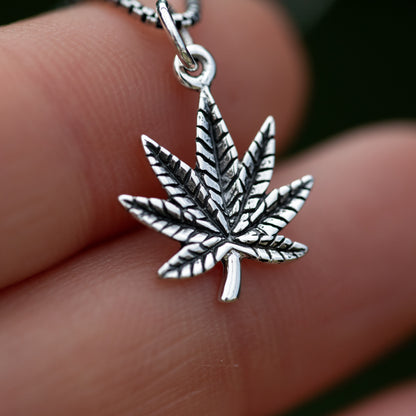 Cannabis Leaf